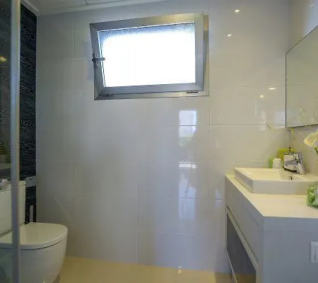 Vila New Eivissa